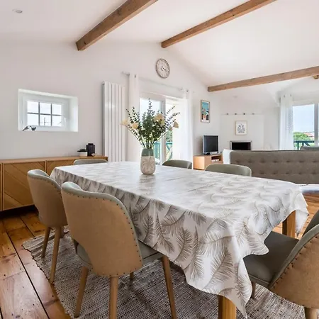Daire Views Keyweek Duplex And Terrace Right Above The Golf