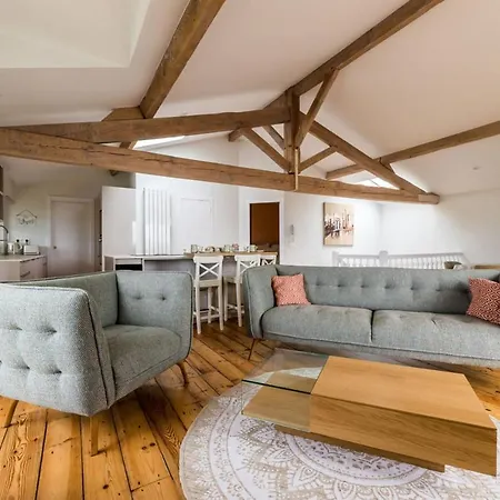 Διαμέρισμα Views Keyweek Duplex And Terrace Right Above The Golf