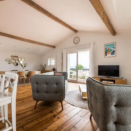 Views Keyweek Duplex And Terrace Right Above The Golf Biarritz