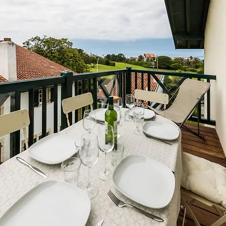 Διαμέρισμα Views Keyweek Duplex And Terrace Right Above The Golf Μπιαρίτζ